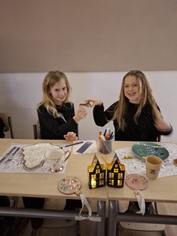 b3989c25-91ed-42b7-b821-3633583b0927