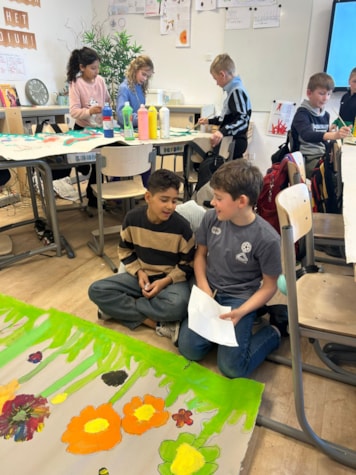 198dc6d4-adb0-4ffd-a079-92dec8d22802